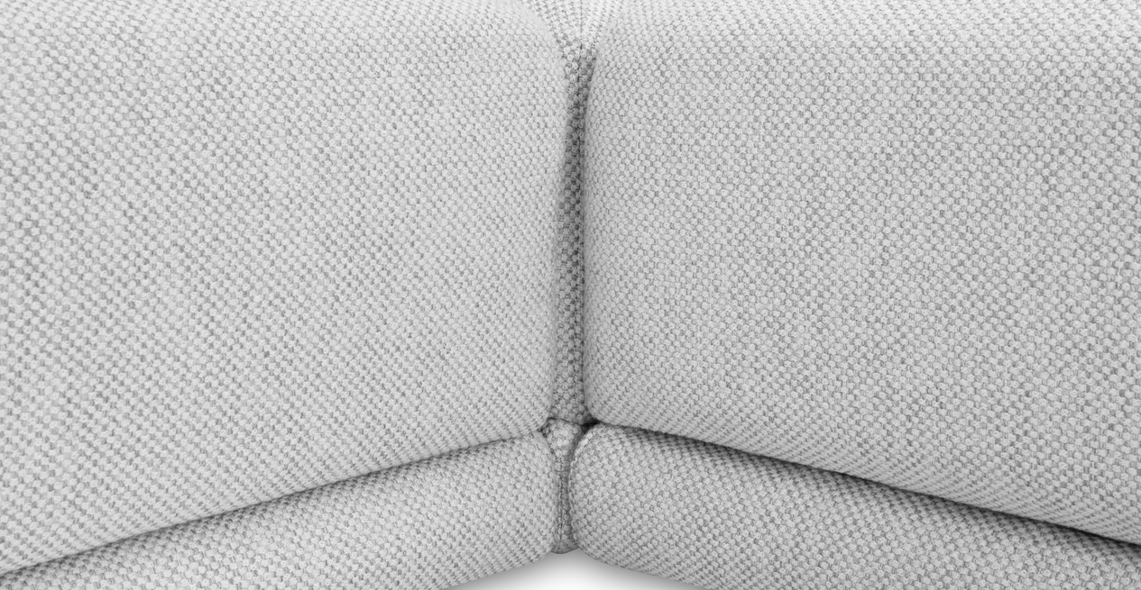 Carle 3-Sitzer mit Rechter Armlehne und Hocker - Naturgewebe